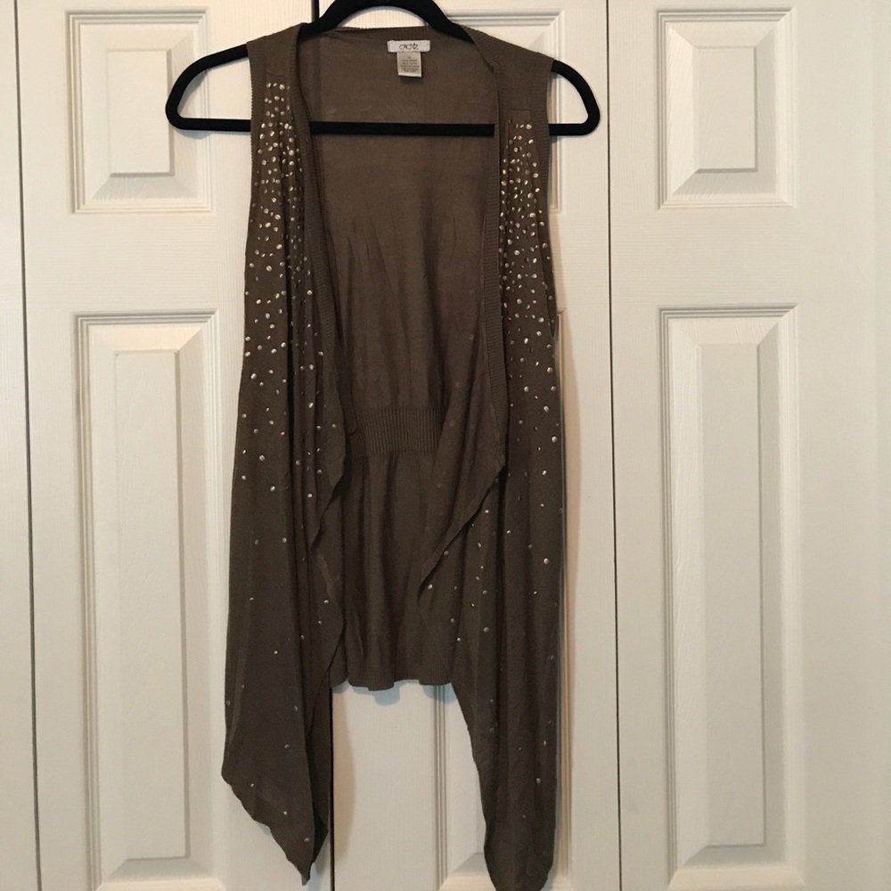 Cache moss green sweater vest.